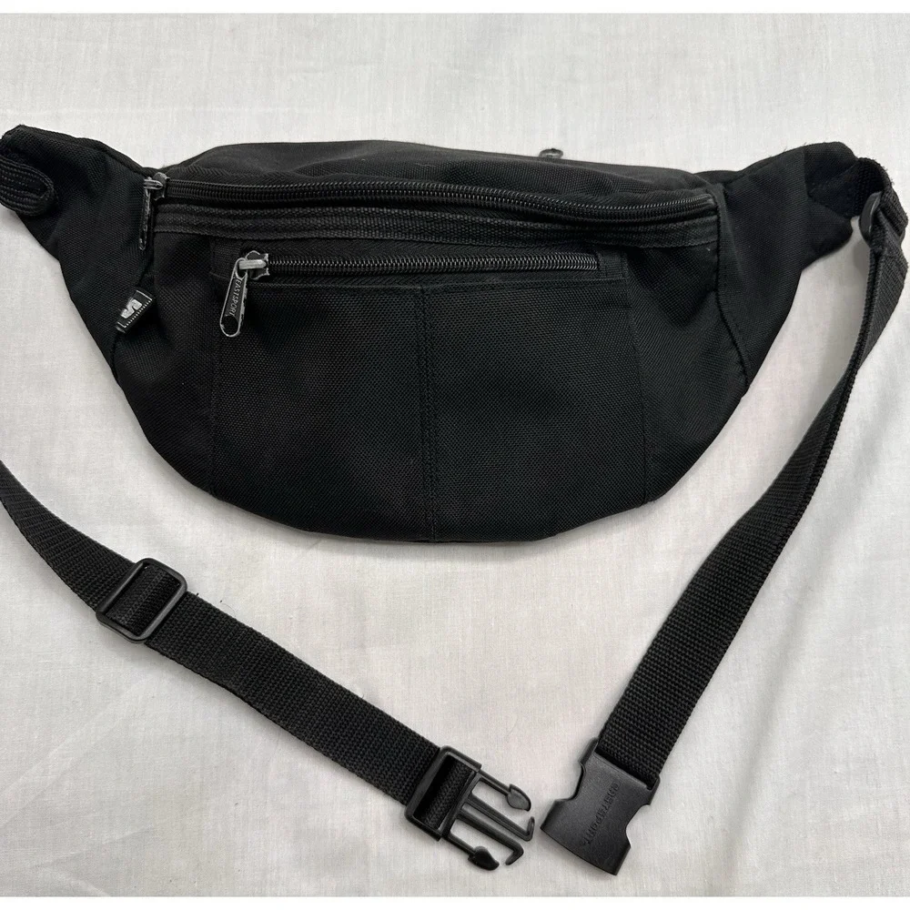 Eastport fanny pack
